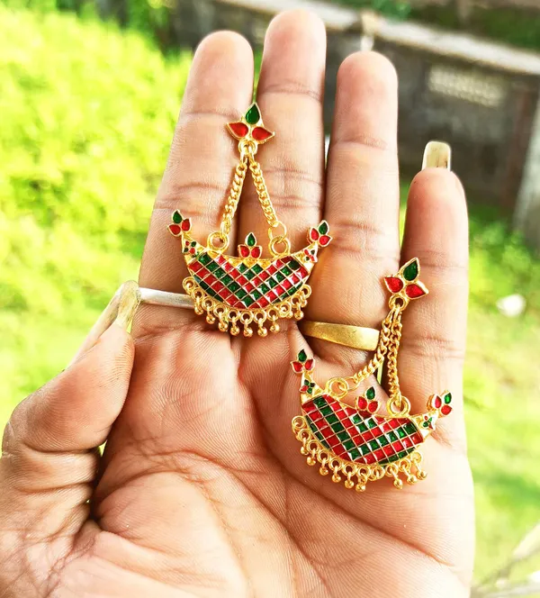 Assamese_Traditional_Copper_Gold_Plated_Red_Green_Colour_Jhumki_Earring_For_Girls_&_Women